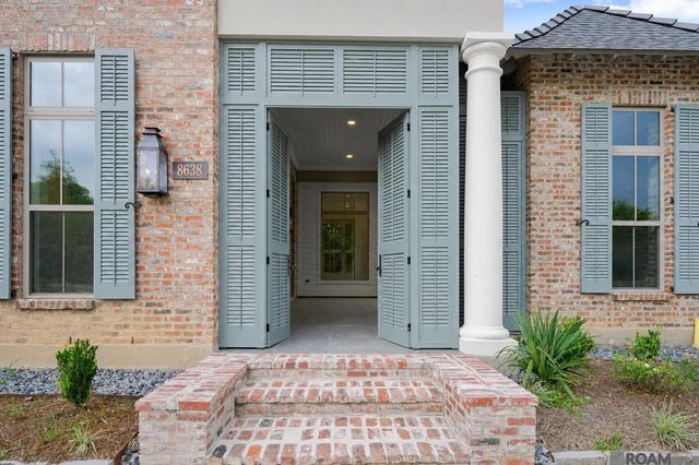 8638 Greenbrier Cove Rd, Saint George, LA 70817