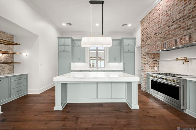 8638 Greenbrier Cove Rd, Saint George, LA 70817