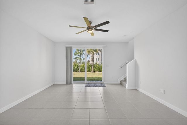 846 SE Grovebush Lane, Port St Lucie, FL 34984