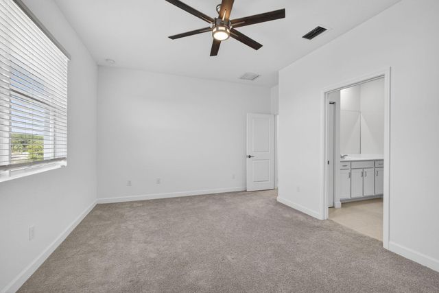 846 SE Grovebush Lane, Port St Lucie, FL 34984