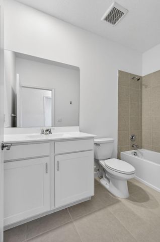 846 SE Grovebush Lane, Port St Lucie, FL 34984