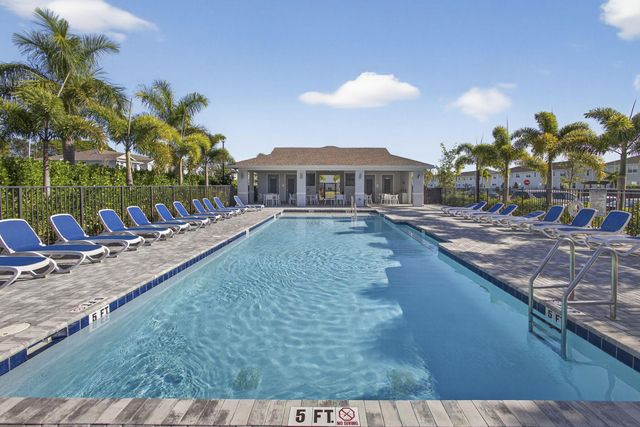 846 SE Grovebush Lane, Port St Lucie, FL 34984