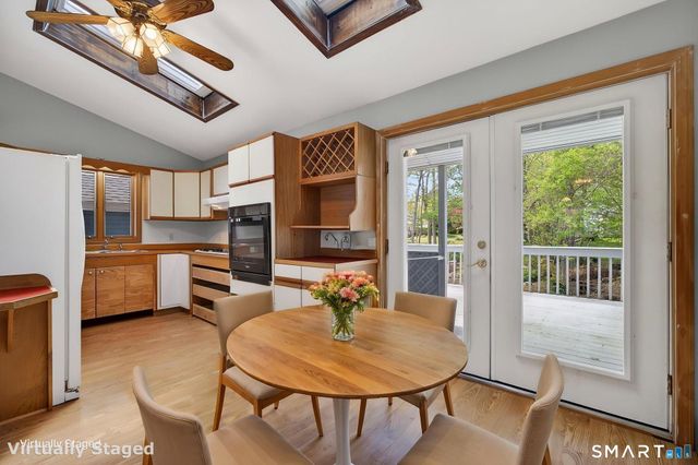 19 High Street, Groton, CT 06340