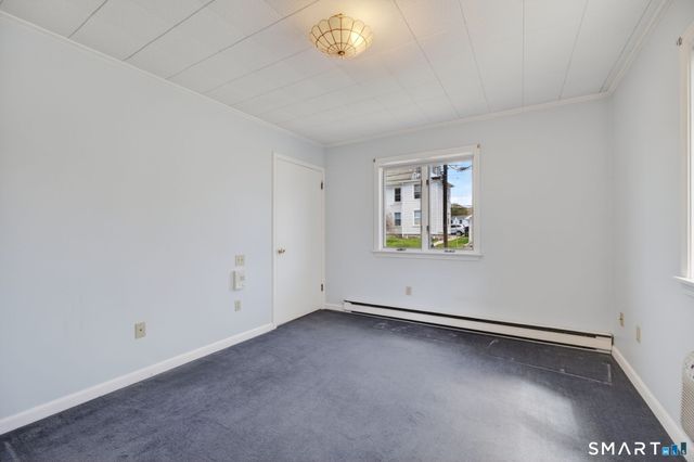 19 High Street, Groton, CT 06340