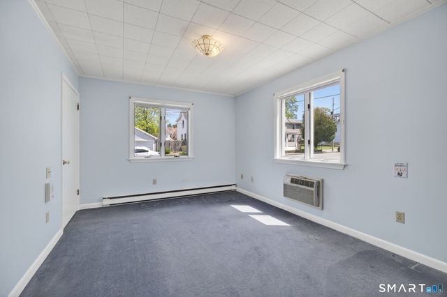 19 High Street, Groton, CT 06340