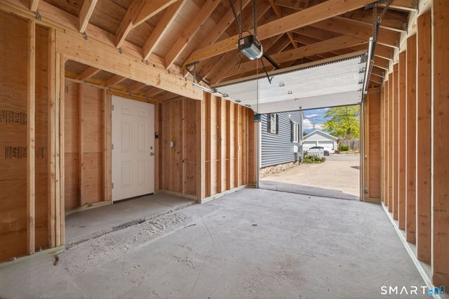 19 High Street, Groton, CT 06340