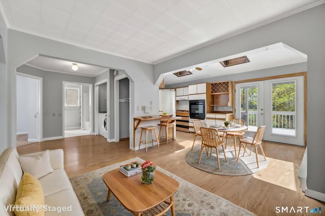 19 High Street, Groton, CT 06340