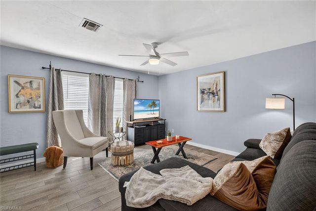 3372 Alouette CIR 1, Fort Myers, FL 33907