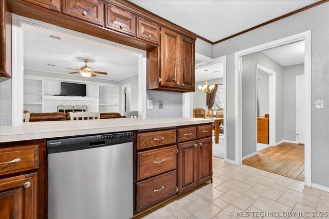 1776 Harned Drive, Bartlesville, OK 74006