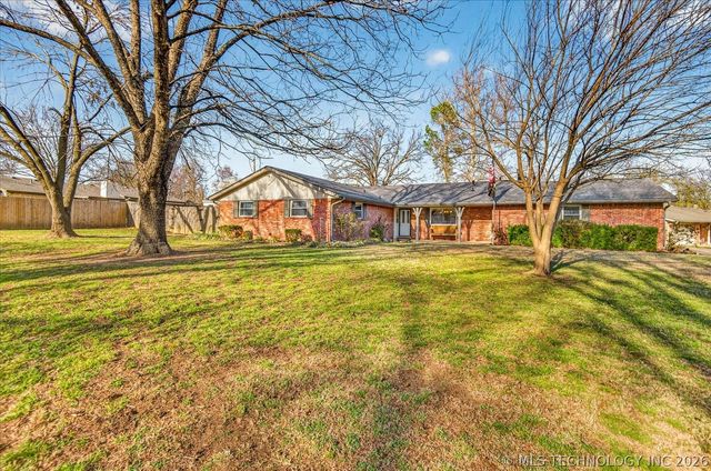 1776 Harned Drive, Bartlesville, OK 74006