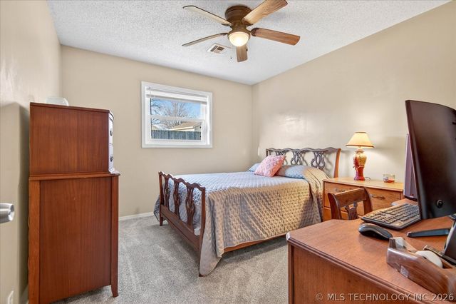 1776 Harned Drive, Bartlesville, OK 74006