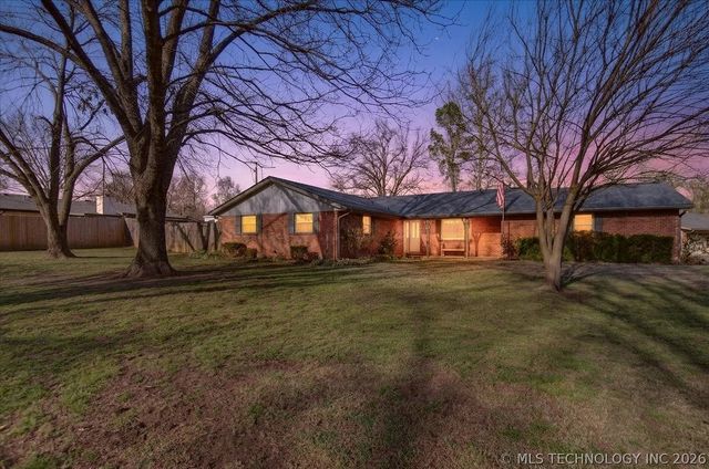 1776 Harned Drive, Bartlesville, OK 74006