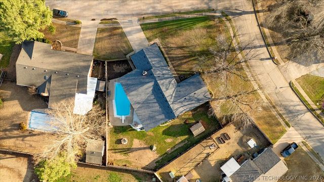 1776 Harned Drive, Bartlesville, OK 74006