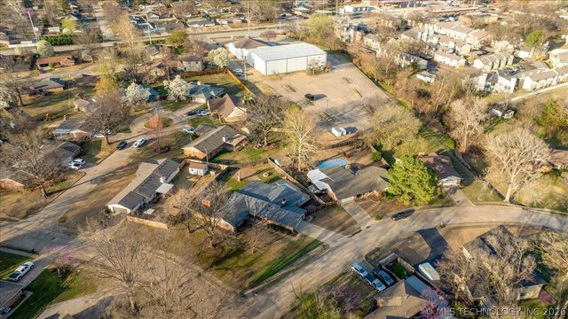 1776 Harned Drive, Bartlesville, OK 74006