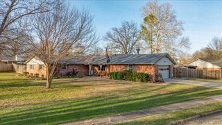 1776 Harned Drive, Bartlesville, OK 74006
