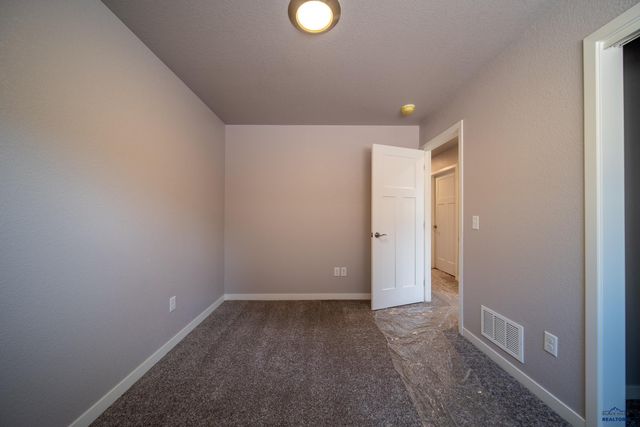 577 ANTIETAM DR, Box Elder, SD 57719