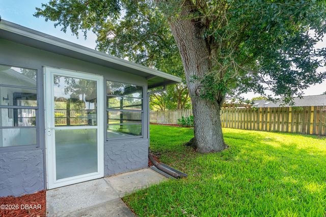 765 Tarry Town Trail, Port Orange, FL 32127