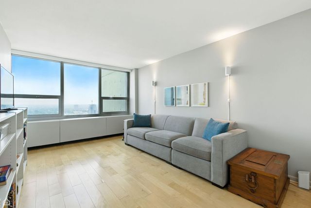 1700 E 56th Street 2809, Chicago, IL 60637