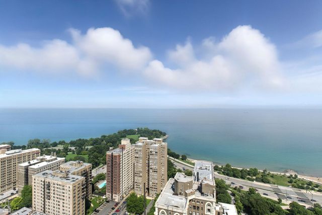 1700 E 56th Street 2809, Chicago, IL 60637