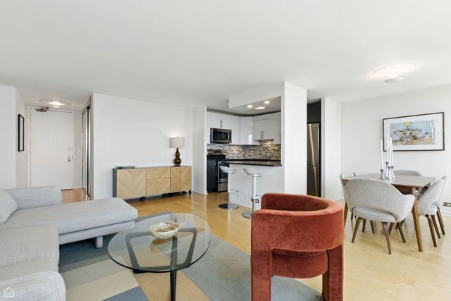 1700 E 56th Street 2809, Chicago, IL 60637