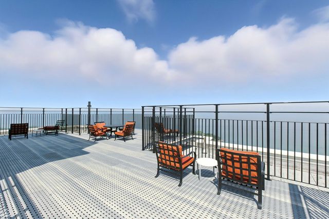 1700 E 56th Street 2809, Chicago, IL 60637