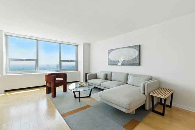 1700 E 56th Street 2809, Chicago, IL 60637