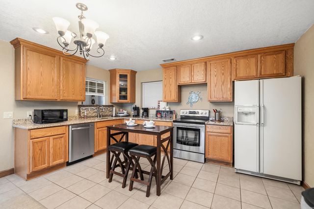 447 Long Beach Drive, Hot Springs, AR 71913