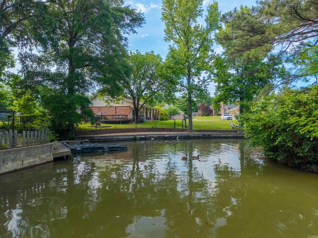 447 Long Beach Drive, Hot Springs, AR 71913