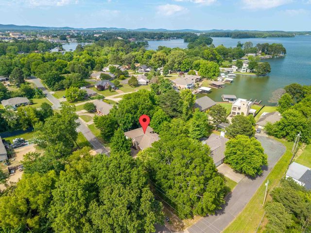 447 Long Beach Drive, Hot Springs, AR 71913