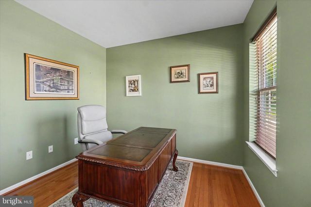 2570 CARRIAGE LN, Dover, PA 17315