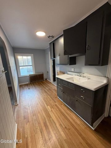 148 N Arlington Avenue, Gloversville, NY 12078