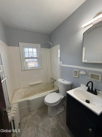 148 N Arlington Avenue, Gloversville, NY 12078
