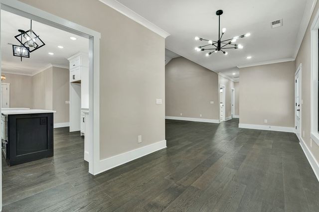 1696 Ridge View Dr, Dalton, GA 30720