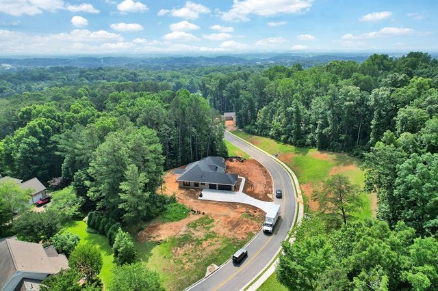1696 Ridge View Dr, Dalton, GA 30720