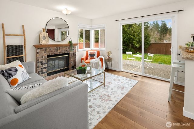 24341 SE 42nd Place, Issaquah, WA 98029
