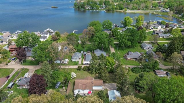 45523 Eleanor Drive, Decatur, MI 49045