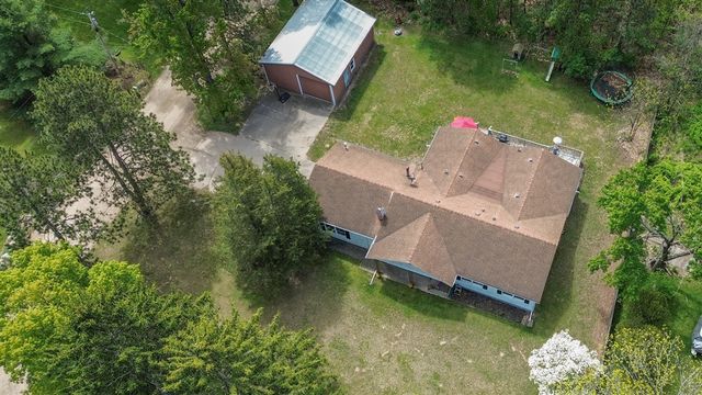 45523 Eleanor Drive, Decatur, MI 49045