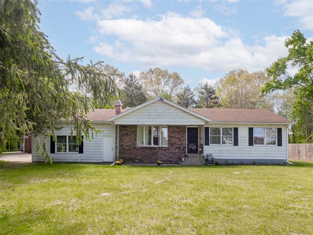 45523 Eleanor Drive, Decatur, MI 49045