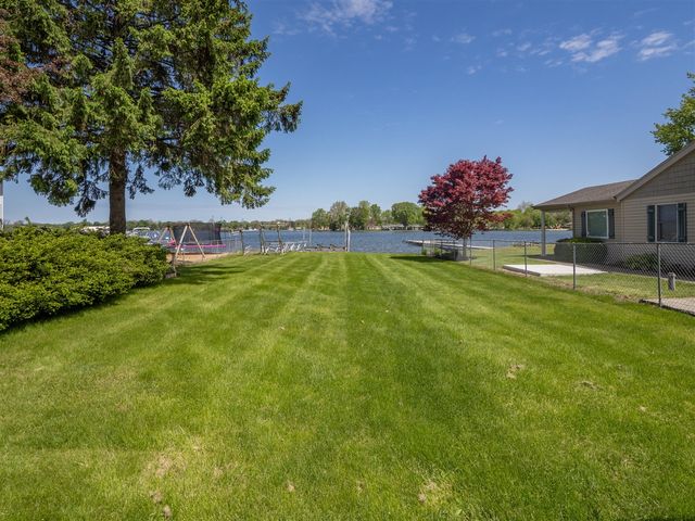 45523 Eleanor Drive, Decatur, MI 49045