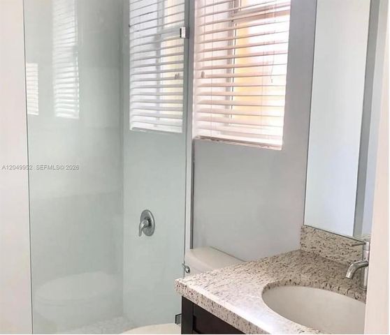3965 NE 15th St, Homestead, FL 33033
