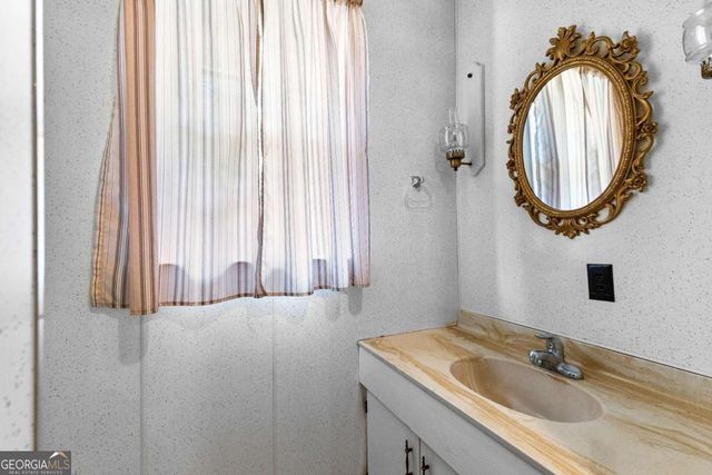 2540 Hannahs Mill Rd & 665 Atwater Road, Thomaston, GA 30286