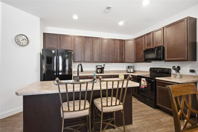 107 Silo Alley, Seneca, SC 29672