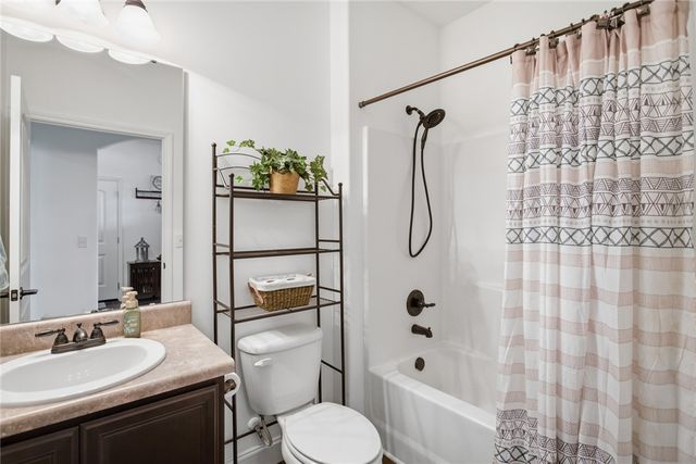 107 Silo Alley, Seneca, SC 29672