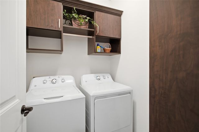 107 Silo Alley, Seneca, SC 29672