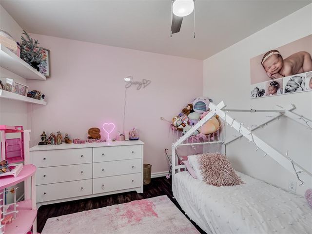 6910 Rolling Meadows Drive, Tuttle, OK 73089