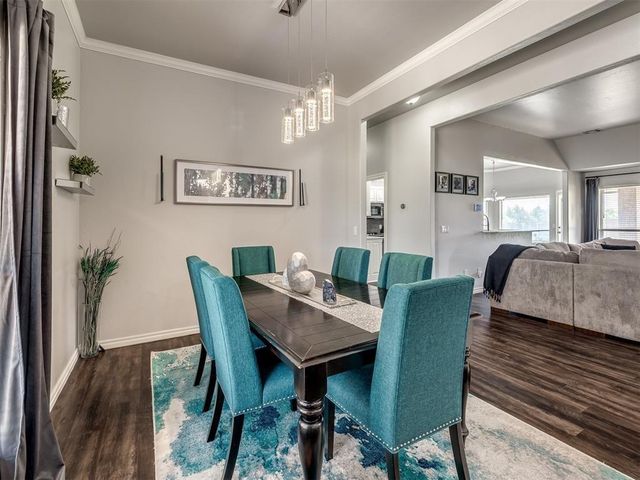 6910 Rolling Meadows Drive, Tuttle, OK 73089