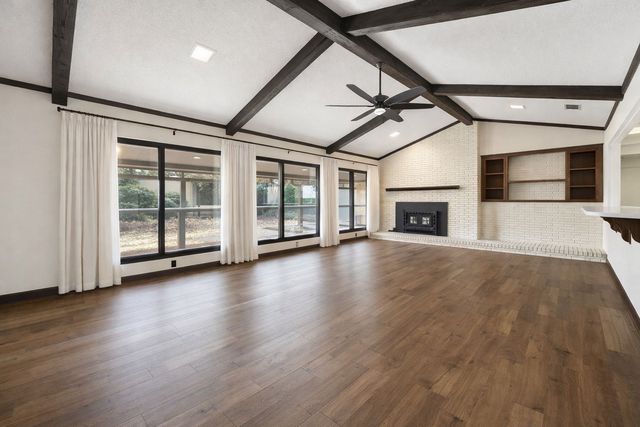 801 S Texas Street, De Leon, TX 76444