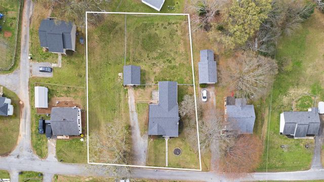 3 Littlejohn Street, Inman, SC 29349