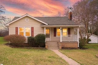 3 Littlejohn Street, Inman, SC 29349