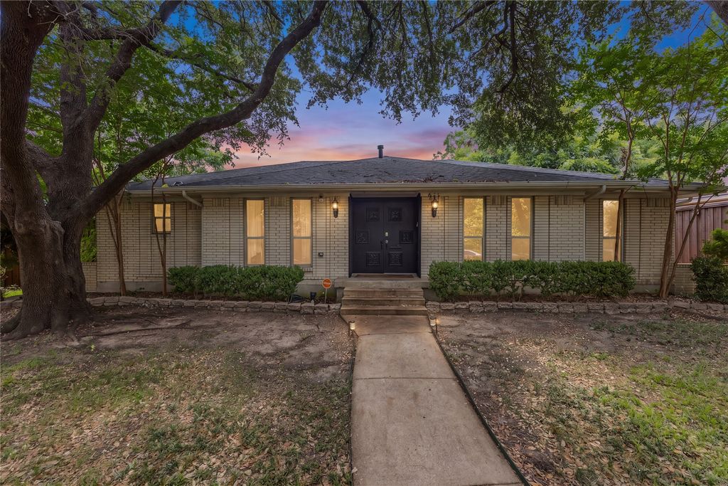2304 babalos Lane, Dallas, TX 75228